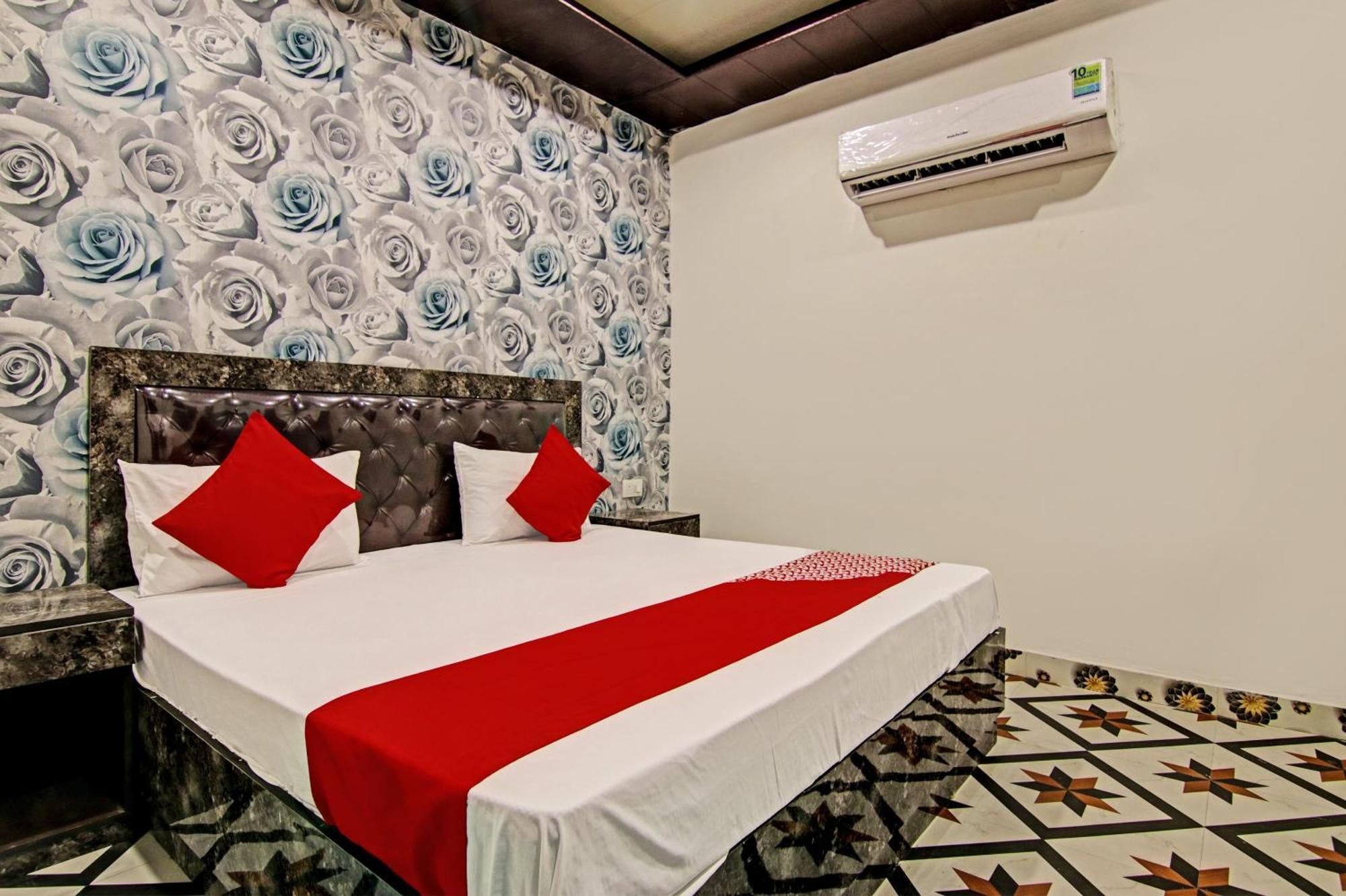 Hotel O Welcome Dau Ji Фаридабад Экстерьер фото